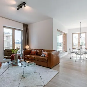 Apartment Huswell - Beautifully Decorated With Sunny Terrace, Ostende